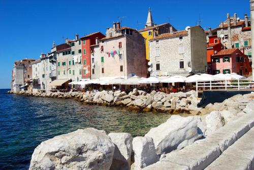 Sorgenfrei 2-bedroom apartment in Rovinj Old Town
