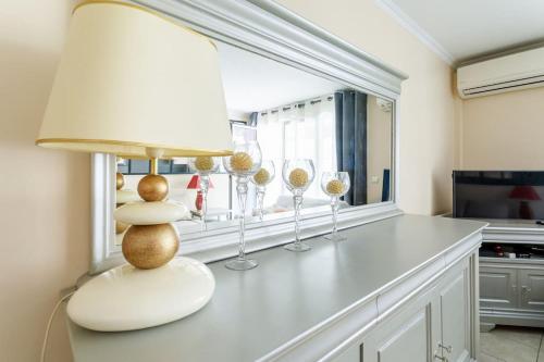 Photo de la galerie de l'établissement L'HIPPOCAMPE Résidence près de la mer 3 pièces, terrasse, à Antibes