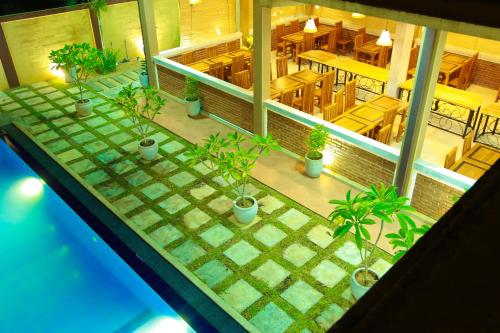 an overhead view of a house with a pool and a restaurant at Ali Weta Safari Resort in Udawalawe