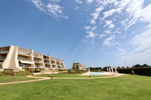 La Vila Nature, Laguna Village 246-Clever Details, Luxury apartment, located in a quiet area, BBQ and free Wi-Fi