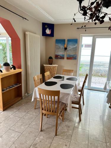 Μια τηλεόραση ή/και κέντρο ψυχαγωγίας στο Hotel Rosengarten
