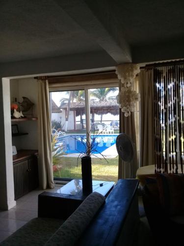 Ruang duduk di Condominio Gaudi