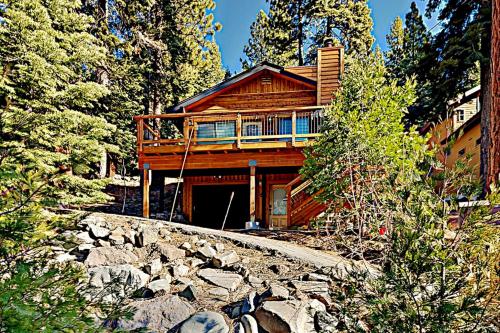Spectacular Lakeview Cabin – Photos 2