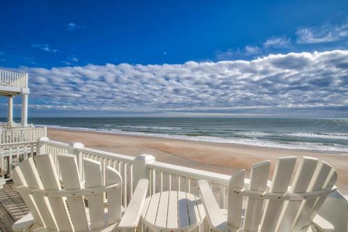 Gallery image of Day at the Beach Ocean Ridge in North Topsail Beach