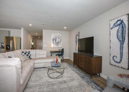 Easy Living House