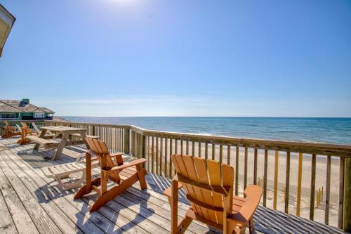 Gallery image of Come Sail Away in North Topsail Beach