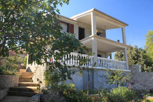 Apartments with parking space Rukavac, Vis - 8836