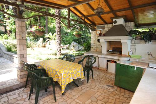 Apartments with parking space Lovran, Opatija - 2336