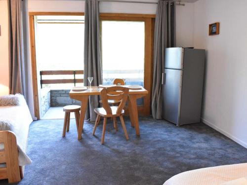 Studio confortable 3/4 personnes près télésiège Méribel