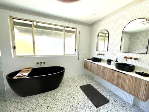 Imagen de la galería de Lovedale Escape 5br house, en Rothbury