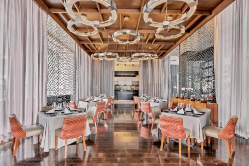 Restaurace v ubytování Grand Fiesta Americana Puebla Angelópolis