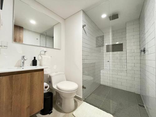 Ένα μπάνιο στο Housinn co-living Fatima en Medellín