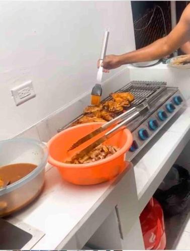 ヴィラの敷地内または近くでの食事または食べ物
