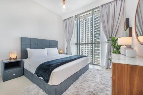 Glamorous DIFC Downtown direct bridge to DUBAIMALL