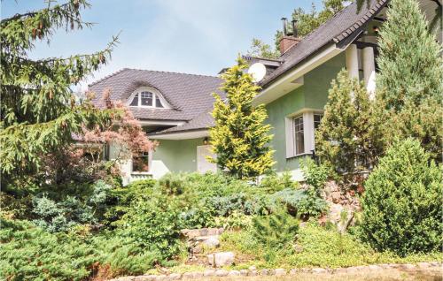 Awesome Home In Rybakowo With Wifi