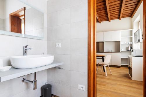 ห้องน้ำของ Italian Experience-Ariel Suite Apartment