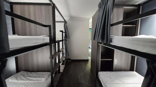 Postel nebo postele na pokoji v ubytování Hanoi Lucky Hostel