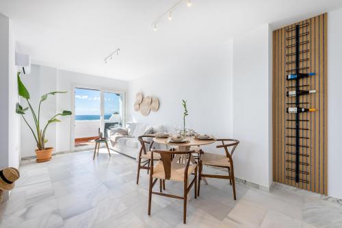 Imagen de la galería de La Riviera - Stunning apartment by the beach, en Estepona