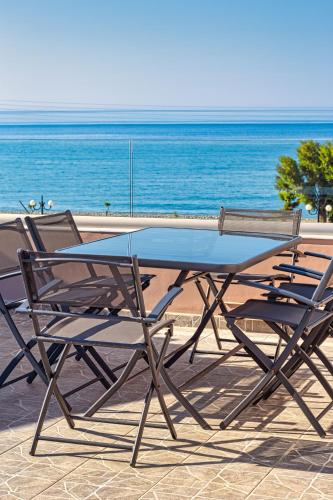 Gallery image of Oliva Beach in Maleme
