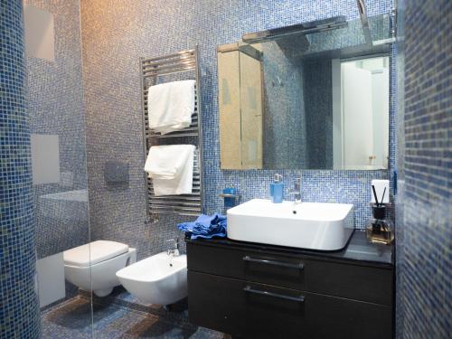 Phòng tắm tại Casa Greta, Nuovo silenzioso bilocale nel cuore di Milano