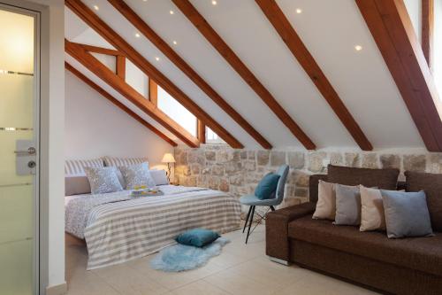 Sea La Vie Studio 3