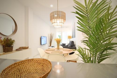 Maclea Home