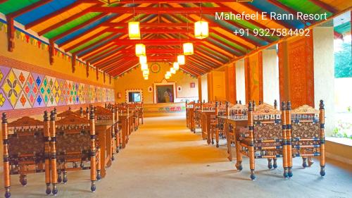 Restaurace v ubytování Mahefeel e Rann Resort