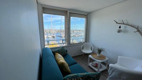 Χώρος καθιστικού στο Superbe appartement rénové avec vue magnifique