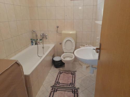 Koupelna v ubytování Apartman Avdić