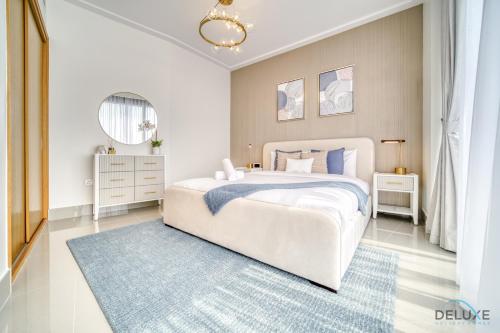 Postel nebo postele na pokoji v ubytování Extravagant 1BR at Opera Grand Downtown Dubai by Deluxe Holiday Homes