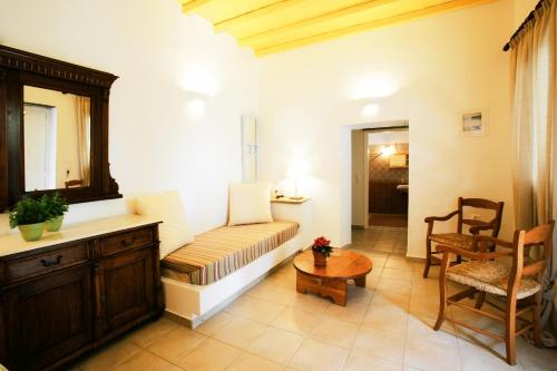 Letto o letti in una camera di Golden Beach Studios & Suites