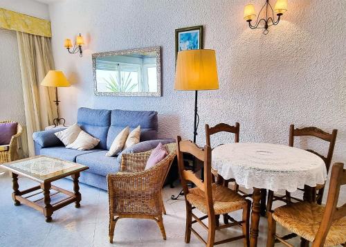 Skol 440. Nice 1 Bed Apartment with Sea Views in Marbella centre.