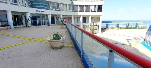 Γενική θέα στη θάλασσα ή θέα στη θάλασσα από  αυτό το ξενοδοχείο διαμερισμάτων