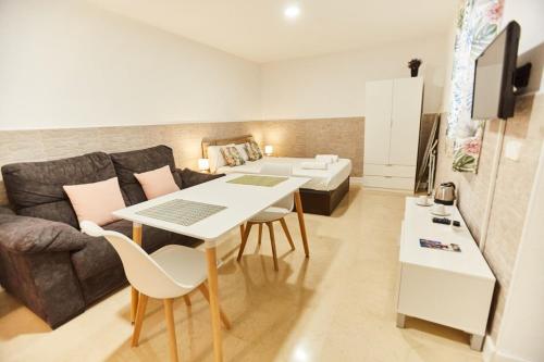 Charming House - Calm and comfort in the center