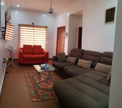Prostor za sedenje u objektu One Bedroom In Wuye Abuja