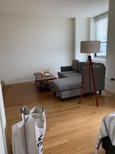 Luxury Tower Apartment – Photos 2