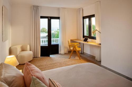 Ένα ή περισσότερα κρεβάτια σε δωμάτιο στο thesuites Lanzarote Shalimar
