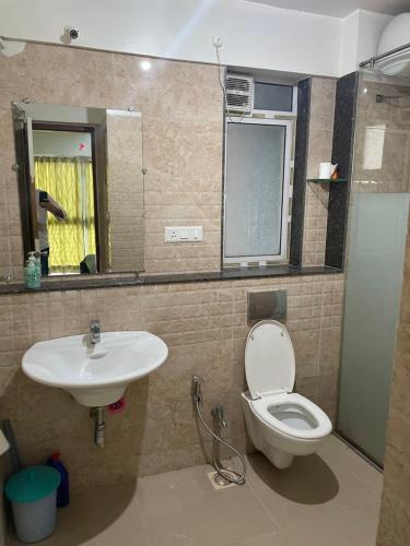 Vonios kambarys apgyvendinimo įstaigoje Royal Suites - 3 rooms Appt -Blue