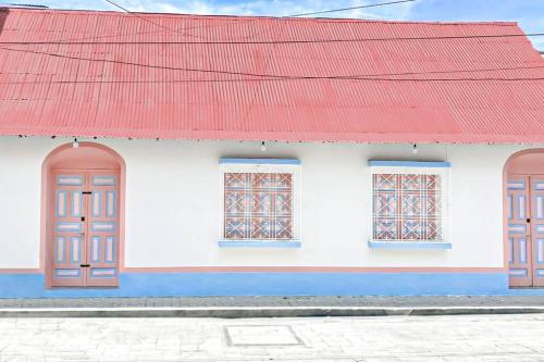 Casa Ultra Moderna El Corazón De Flores