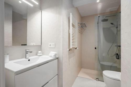 Koupelna v ubytování Apartamento junto a la playa ESS01177