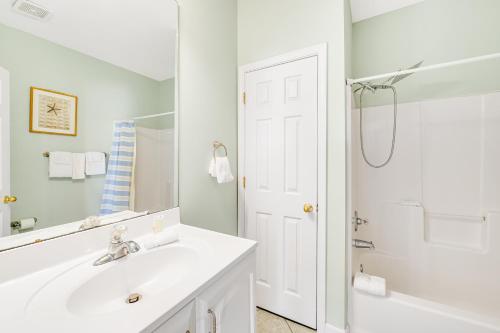 Koupelna v ubytování Relax by the Bay