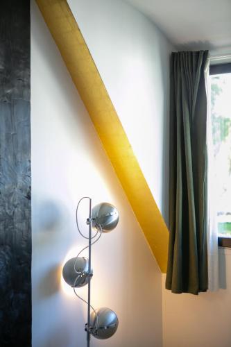 Gambar di galeri bagi Duplex Design - in the heart of Fontainebleau's forest - Climber's dream - Few min walk from the most emblematic climbing spots of Fontainebleau - TroisPignons - Overlooking the park of a castle - Ideal Digital Nomad, business trip di Noisy-sur-École