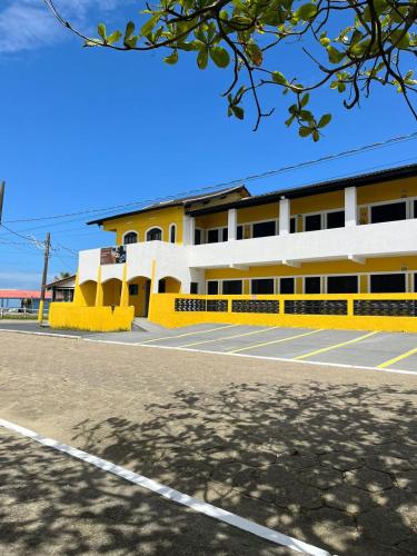 Casa de hóspedes Novidade na Booking.com Ideal para viagem em dupla Beira-mar Suítes Frente Mar Temporada Favorita Menor preço em Casa de hóspedes Novidade na Booking.com Ideal para viagem em dupla Beira-mar Suítes Frente Mar Temporada Favorita