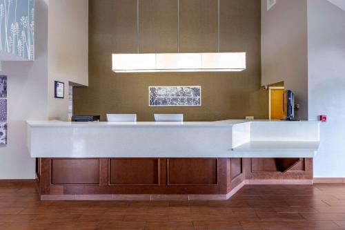 Gambar di galeri bagi Sleep Inn Fayetteville I-95 di Fayetteville