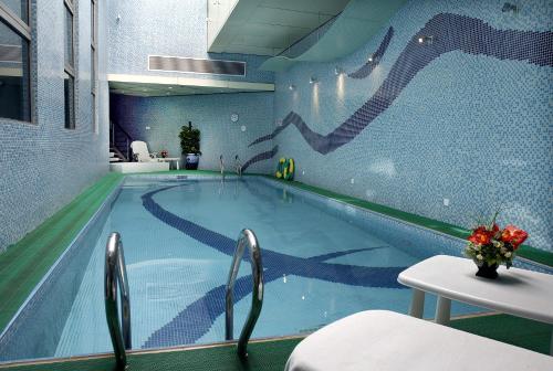 Bazén v ubytování Xiyuan Hotel nebo v jeho okolí