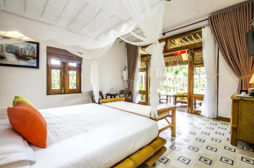 Gallery image of The Island Lodge in Mỹ Tho