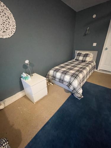 Hakuna Matata Hostel Shared Roomにあるベッド