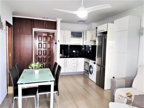 Sunshine Apartment Los Cristianos