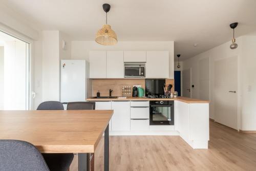 Appartement moderne avec grande terrasse