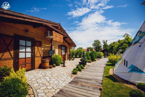 Giardino di Western Camp Resort